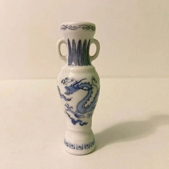 Vintage 1980 Franklin Treasures Of The Imperial Dynasties  Miniature Temple Vase - Picture 3 of 9